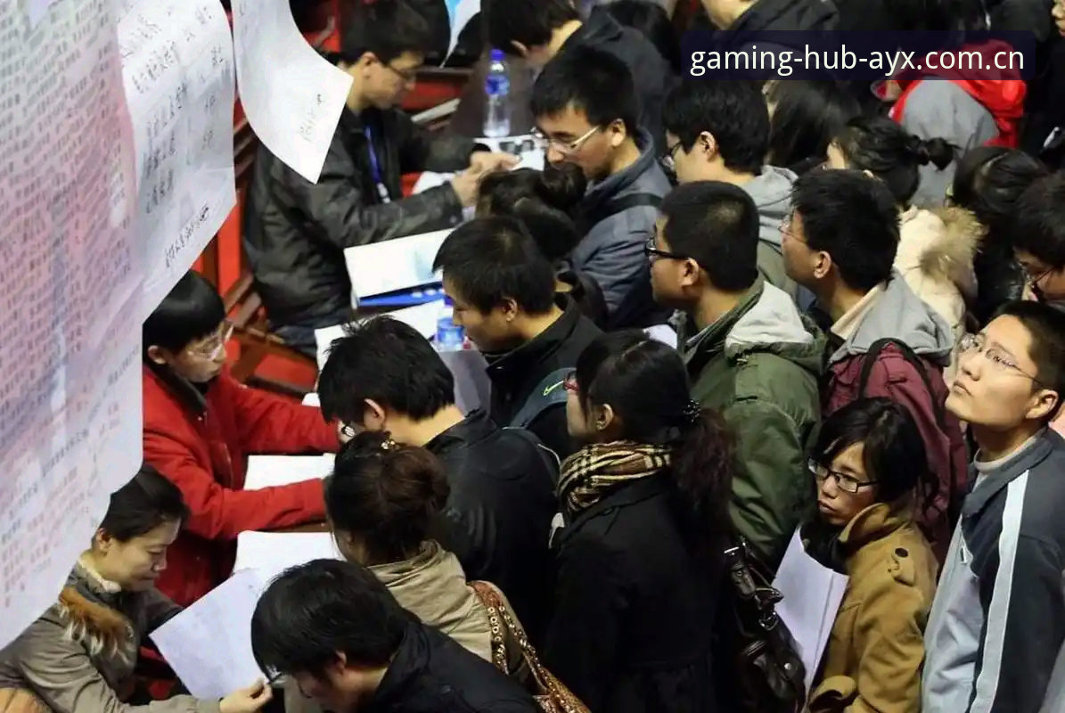 爱游戏官方下载怎么下载 资深用户陈阳分享:从足协第三批禁足名单看中国足球整顿背后的深层逻辑